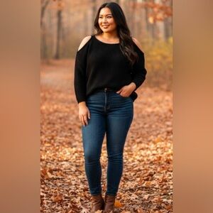 Rue21 Cold shoulder, Hi Low, Inside Out Black Women’s Cropped Sweater